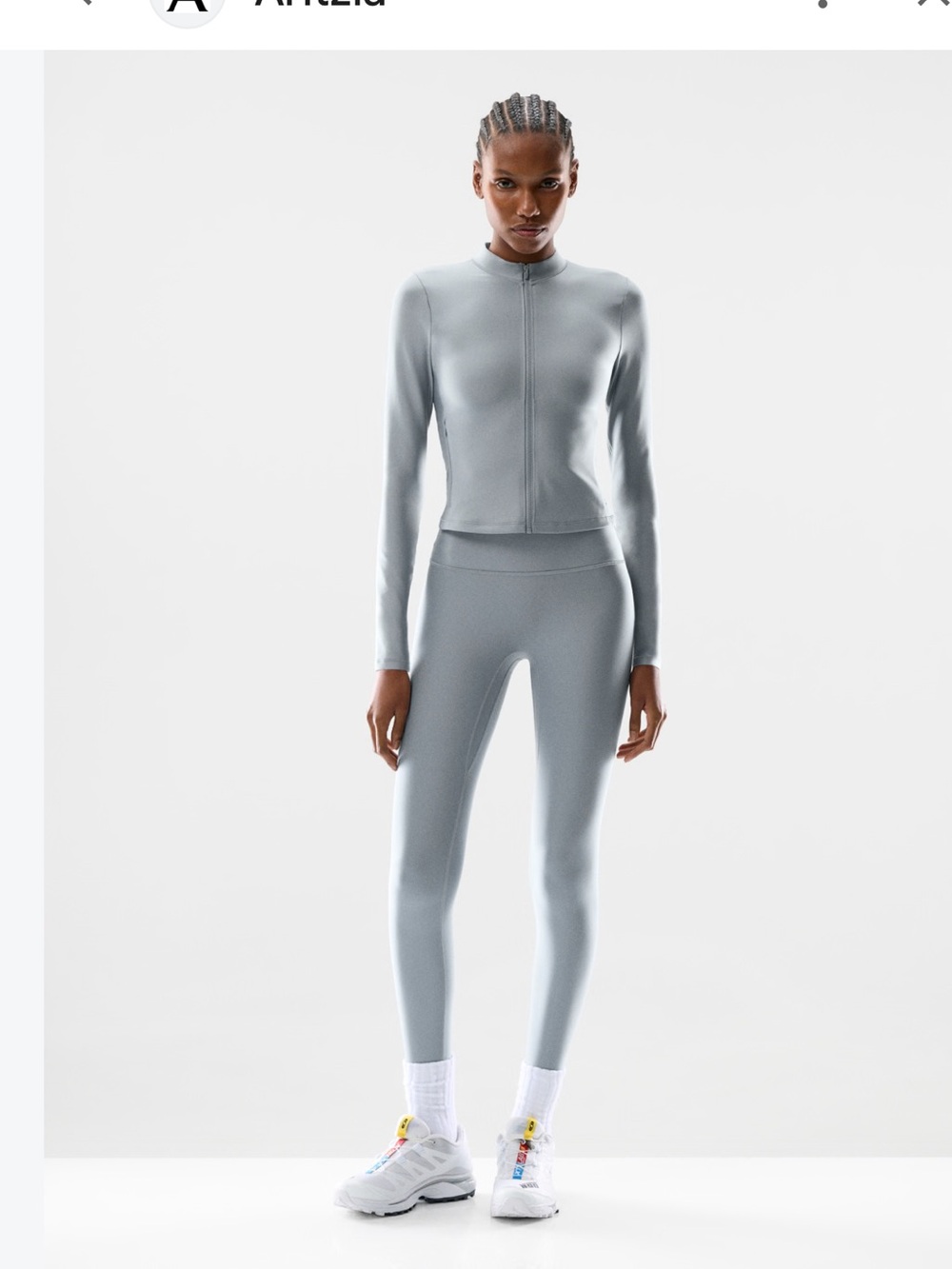 Aritzia Light Gray Women's Glotone Zip-Front Jacket & Leggings Set size M and